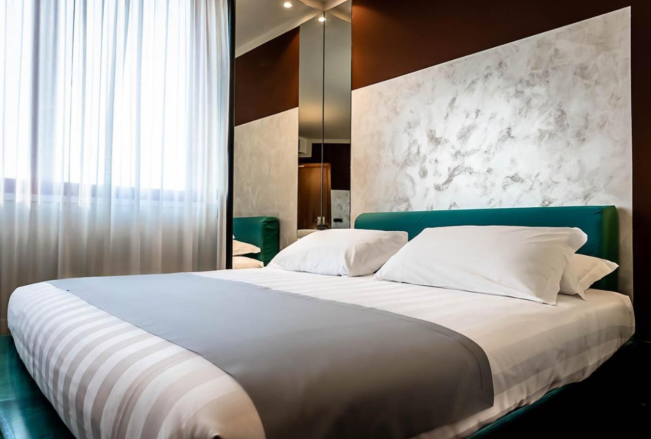 Business Hotel Казале Монферато Екстериор снимка