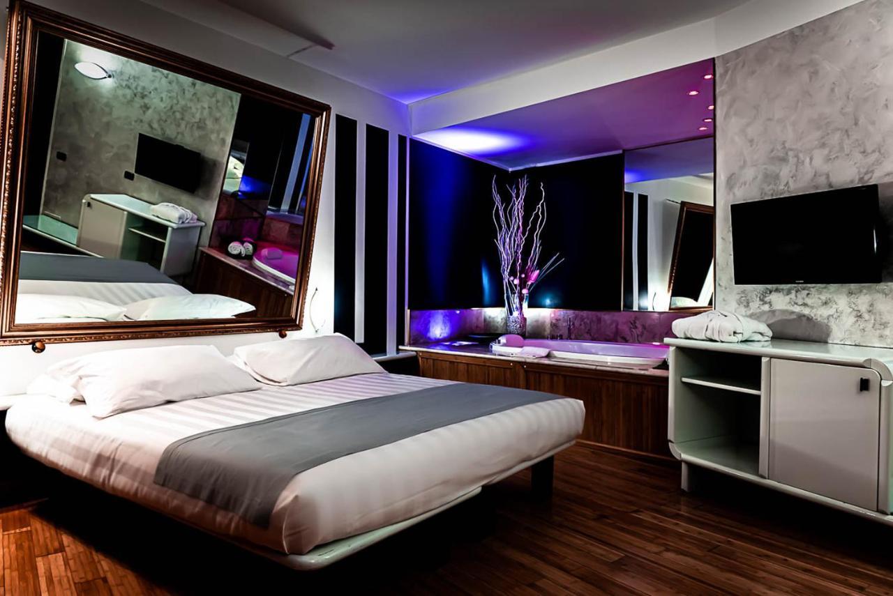 Business Hotel Казале Монферато Екстериор снимка