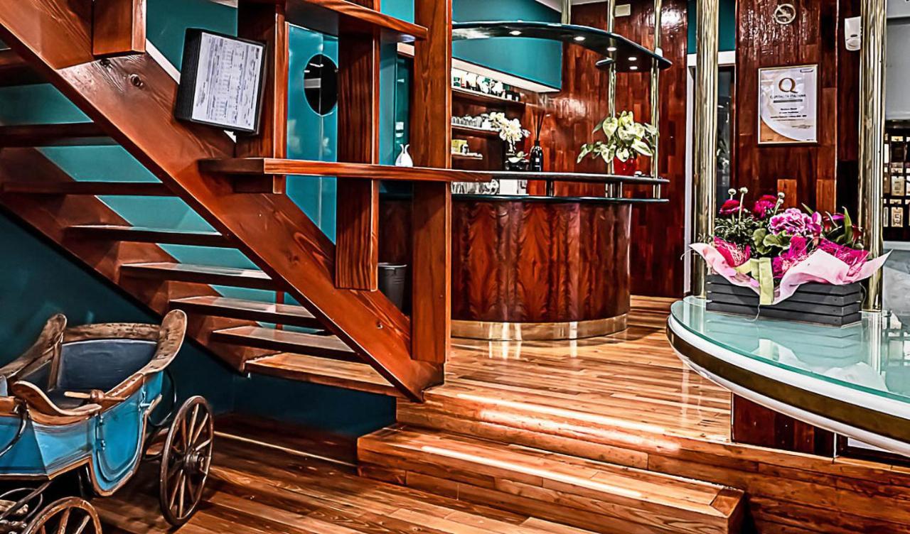 Business Hotel Казале Монферато Екстериор снимка